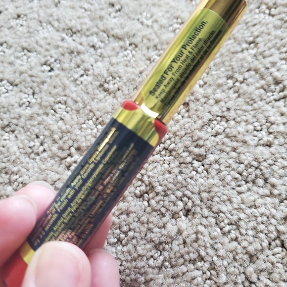 Fly Girl LipSense - Picture 2 of 4